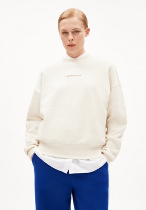 ARMEDANGELS ALIZAA NESTLING Sweatshirt Oversized Fit made of Organic Cotton Undyed | QBWSU9017