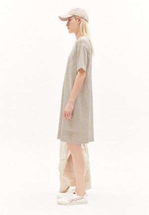 ARMEDANGELS CHAARA LOVELY STRIPES Jersey Dress Relaxed Fit made of Organic Cotton Sand Stone-oatmilk | XMGBC9685