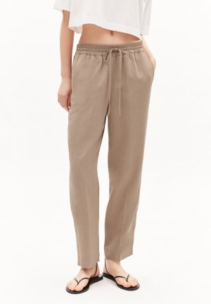 ARMEDANGELS KAADIA TAPERED LINO Woven Pants made of Linen-Mix Cinnamon Dust | TVYBG0284