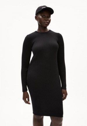 ARMEDANGELS LIAA RN Knit Dress Slim Fit made of Organic Cotton Černé | WVMKZ4935