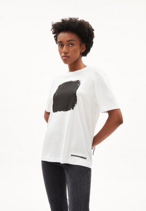 ARMEDANGELS TARAA KINDERVEREIN T-shirt loose fit made with organic cotton Bílé | DTCXB6501