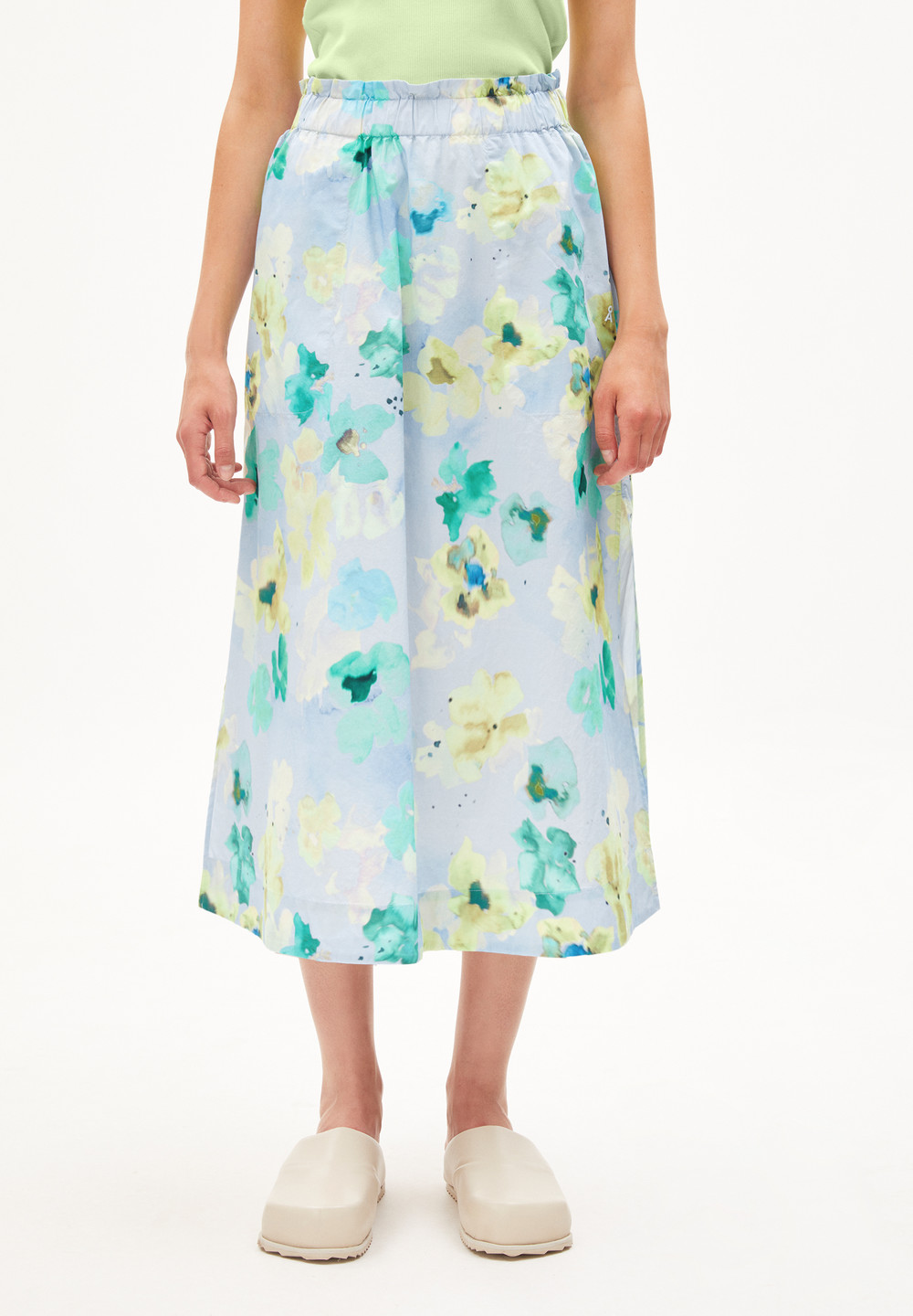 ARMEDANGELS AAIMEMI AQUA FLORAL Woven Skirt Regular Fit made of Organic Cotton Morning Sky | EWGDP7359