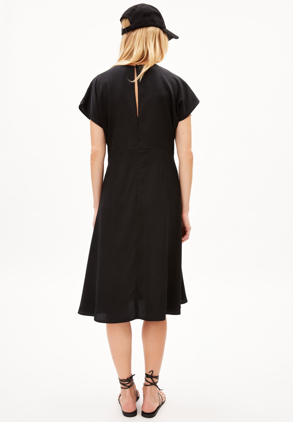 ARMEDANGELS AALBINE Woven Dress Regular Fit made of TENCEL™ Lyocell Mix Černé | QBHEJ1432