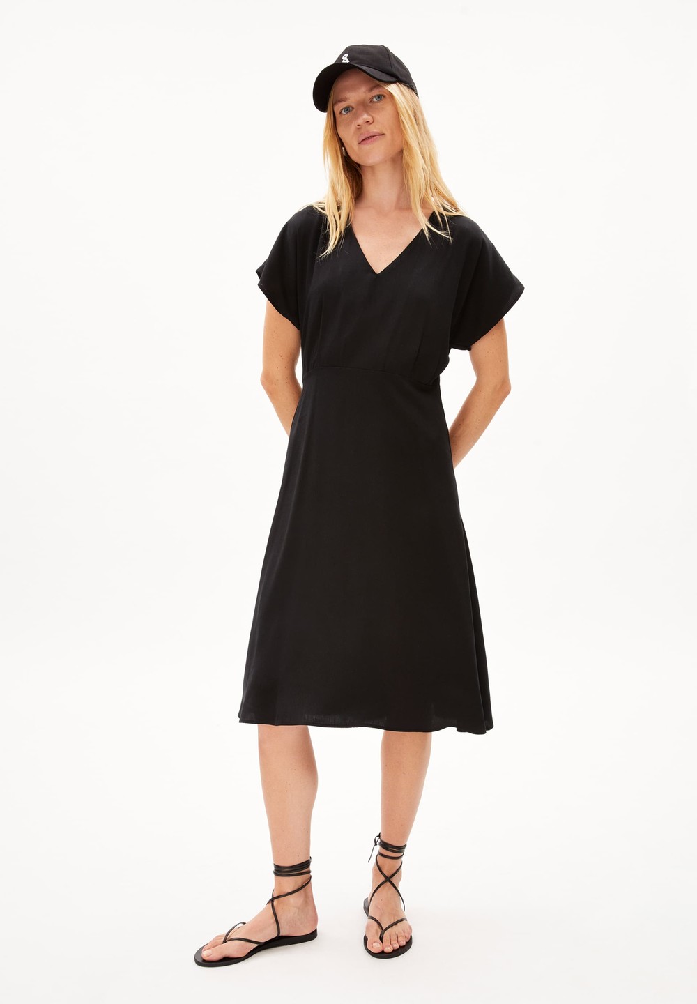 ARMEDANGELS AALBINE Woven Dress Regular Fit made of TENCEL™ Lyocell Mix Černé | QBHEJ1432