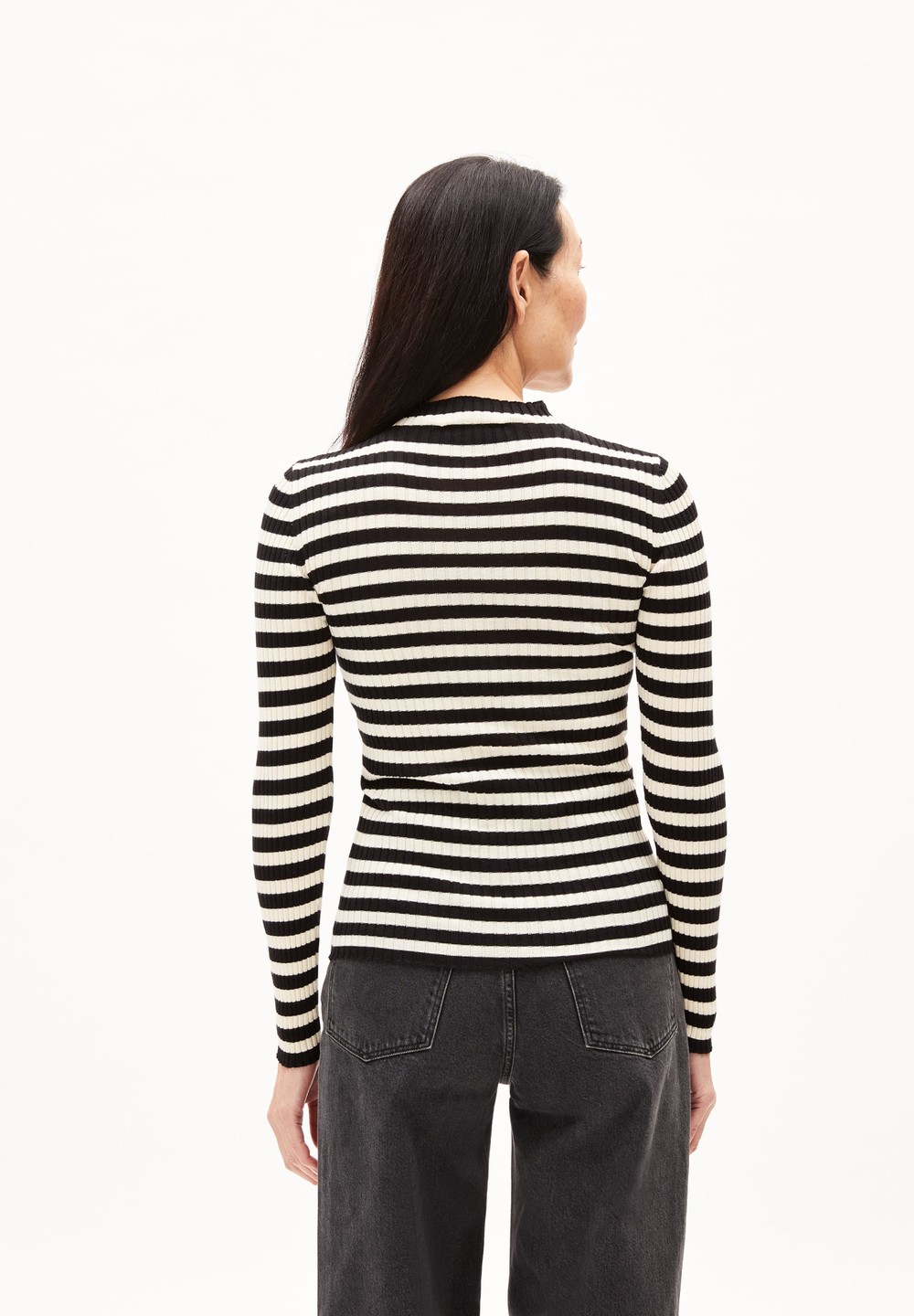 ARMEDANGELS ALAANIA STRIPED Sweater Slim Fit made of Organic Cotton Black-oatmilk | VXENF3571