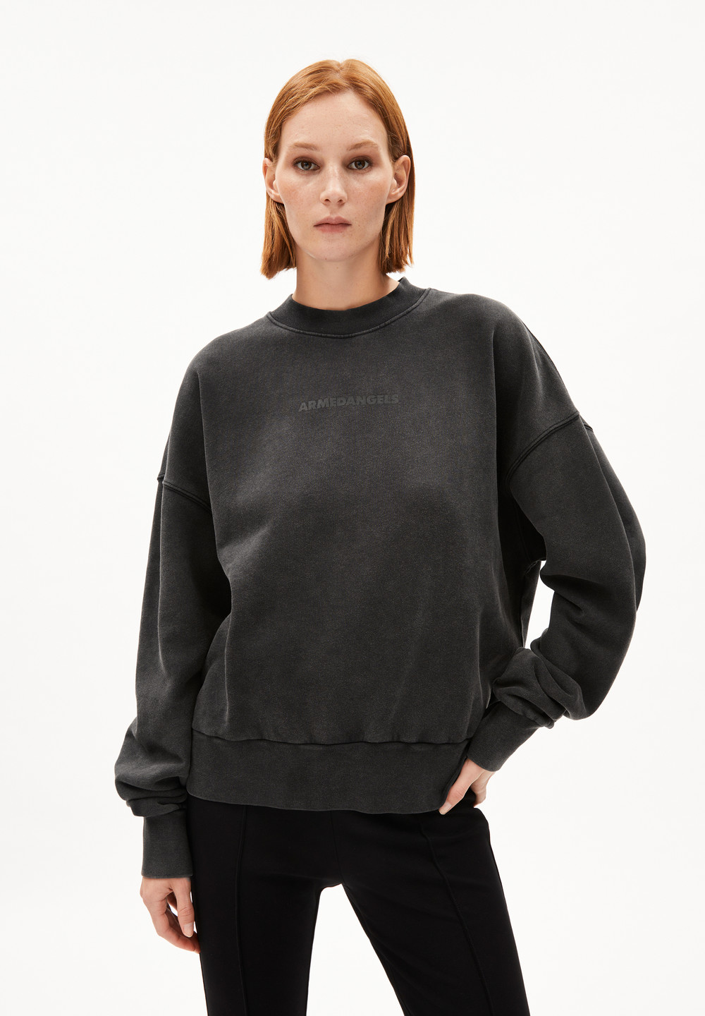 ARMEDANGELS ALIZAA GMT DYE Sweatshirt Oversized Fit made of Organic Cotton Černé | SUTQX3259