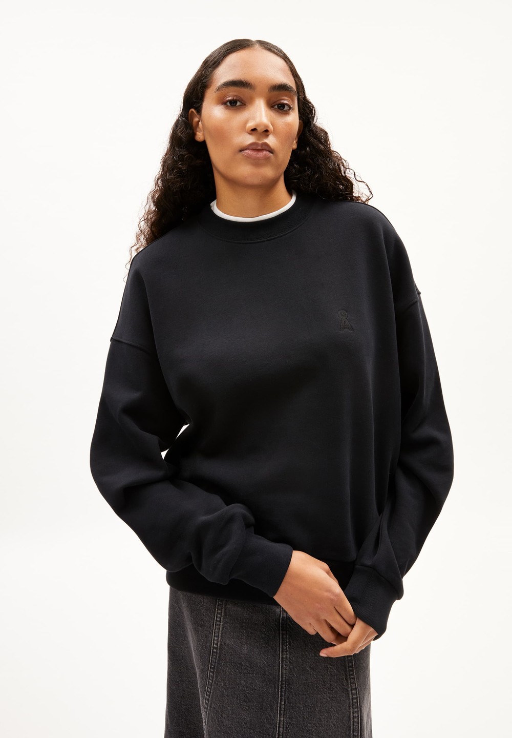 ARMEDANGELS ALIZAA Sweatshirt Oversized Fit made of Organic Cotton Černé | OTBAJ2513