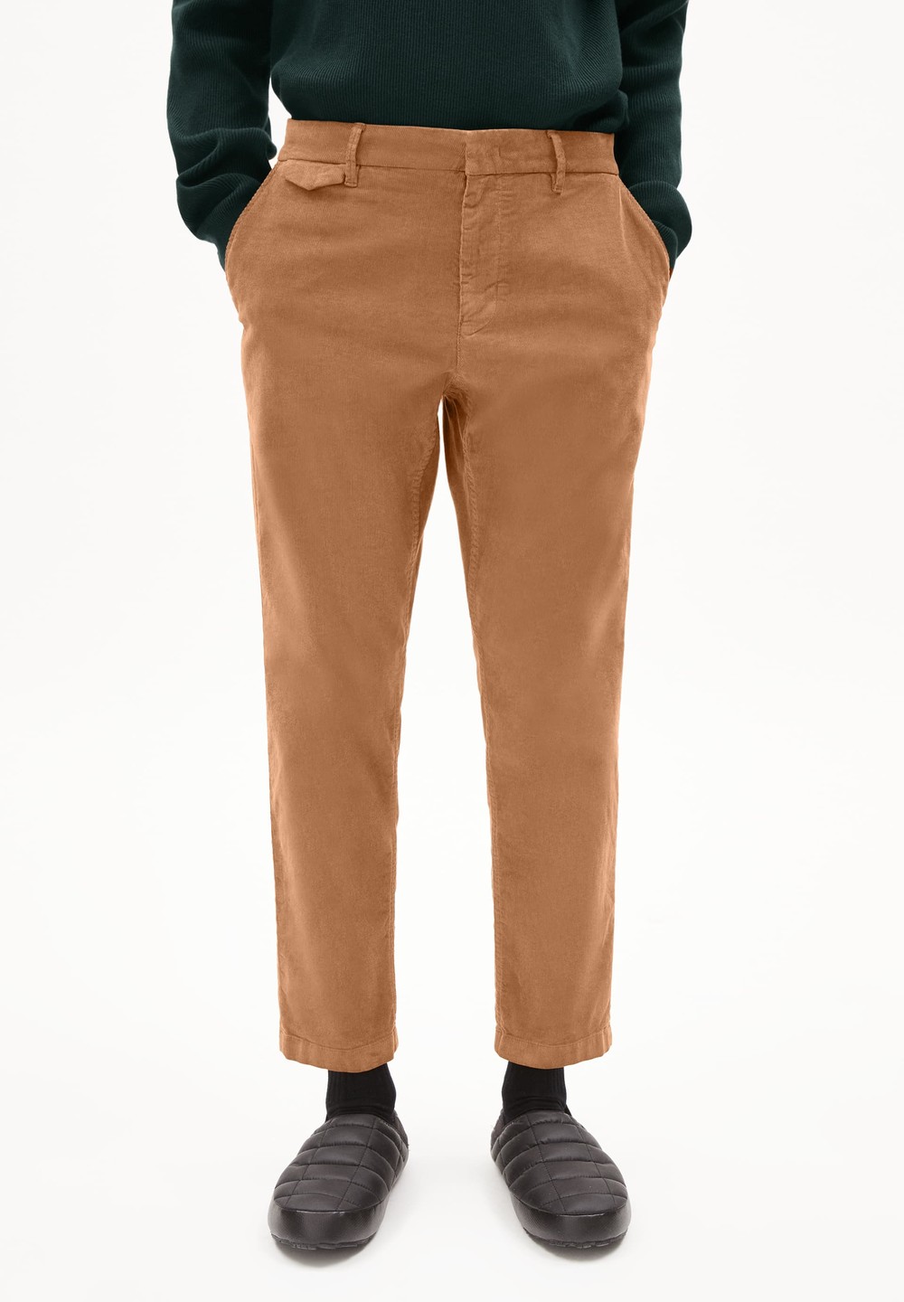 ARMEDANGELS ALVAARO PREMIUM CORD Chino Pants Regular Fit made of Organic Cotton Mix Cedar Wood | GDFCA6493