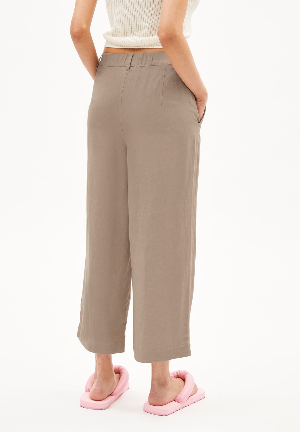 ARMEDANGELS CAARUNUS LINO Woven Pants made of Linen-Mix Cinnamon Dust | CSRHK5401