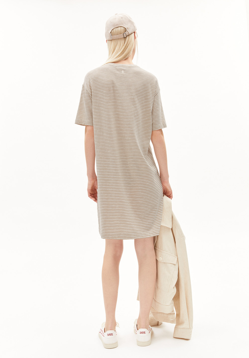 ARMEDANGELS CHAARA LOVELY STRIPES Jersey Dress Relaxed Fit made of Organic Cotton Sand Stone-oatmilk | XMGBC9685