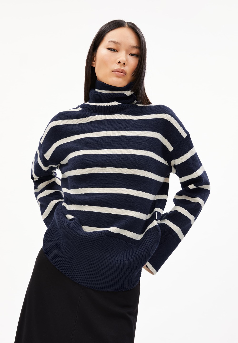 ARMEDANGELS CHANAA STRIPES Sweater Loose Fit made of Organic Cotton Night Sky-oatmilk | UYNPF4302