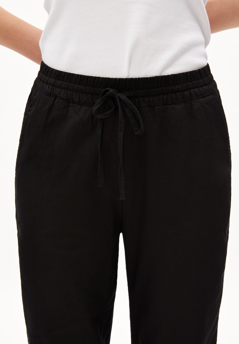 ARMEDANGELS DANYAA LINO Woven Pants Regular Fit made of Linen-Mix Černé | QUEIR6053