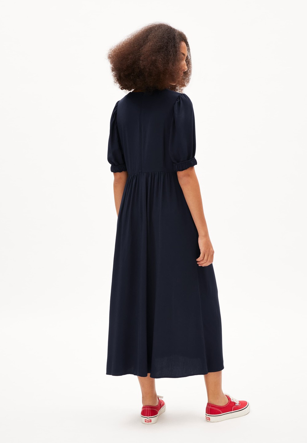 ARMEDANGELS DIALAA Woven Dress Regular Fit made of LENZING™ ECOVERO™ Viscose Night Sky | GWFSZ4791