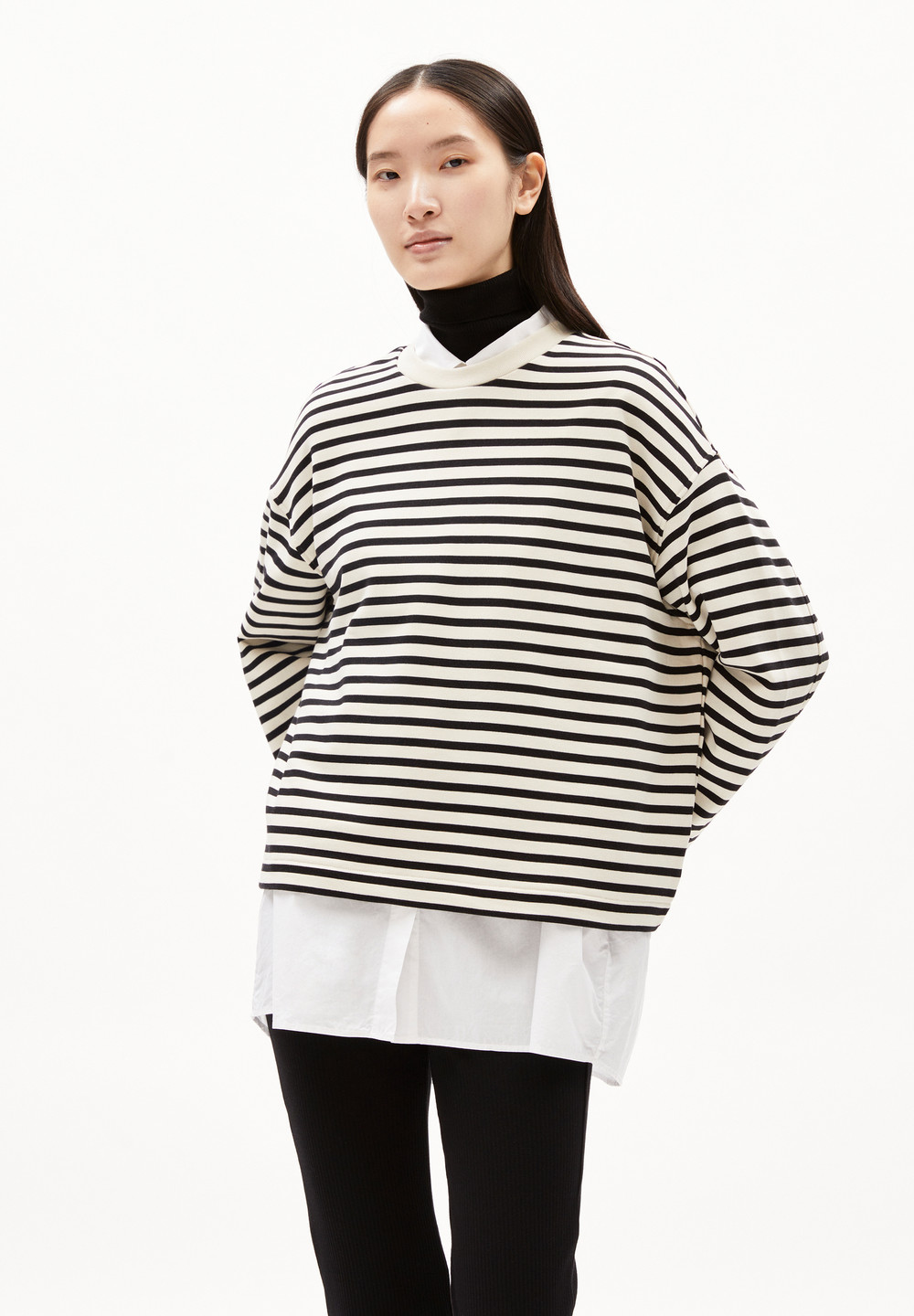 ARMEDANGELS FRANKAA MAARLEN STRIPE Sweatshirt Oversized Fit made of Organic Cotton Undyed-black | TEAOZ6241