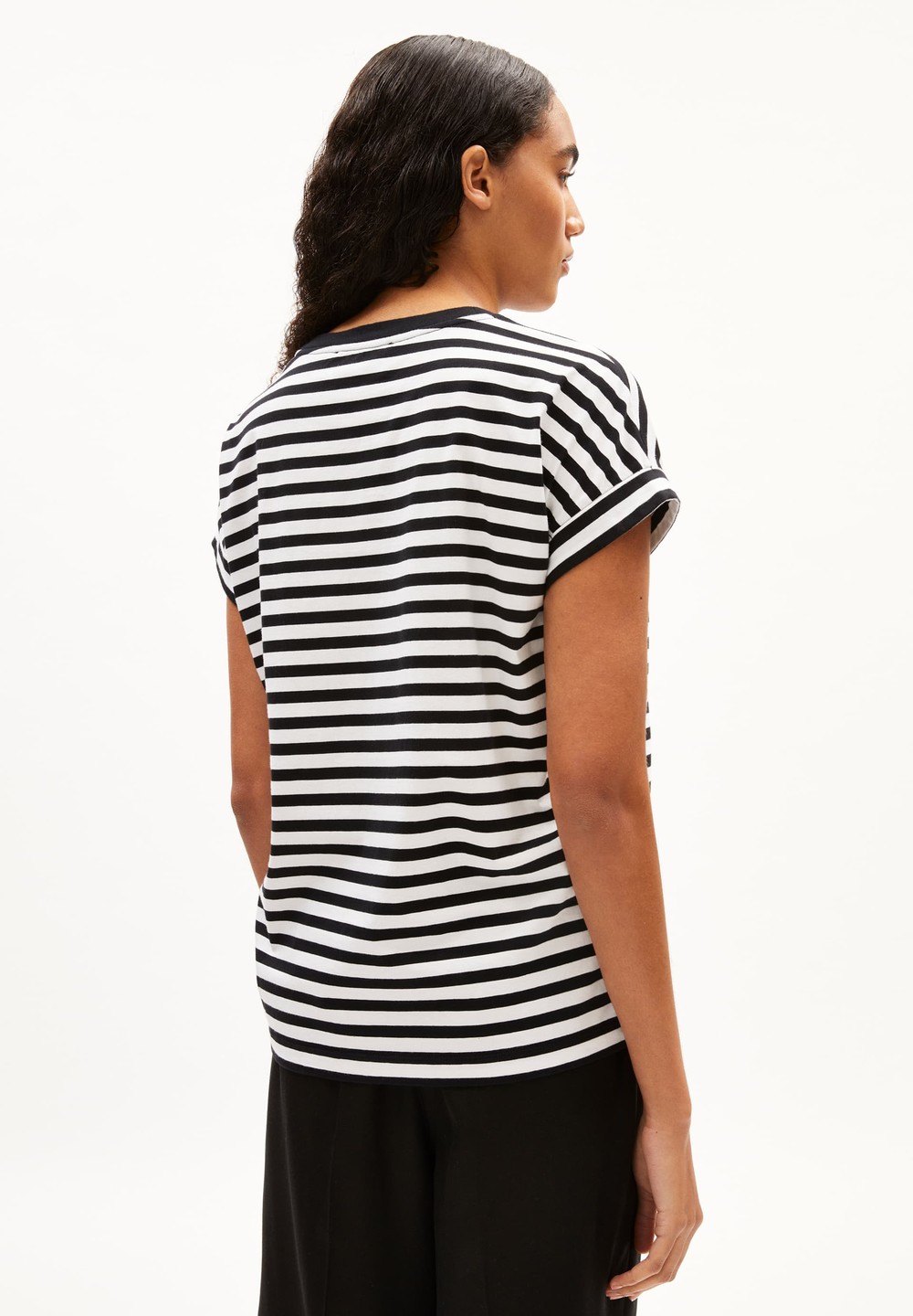 ARMEDANGELS IDAARA STRIPES T-Shirt Loose Fit made of Organic Cotton White-black | VADHK4290