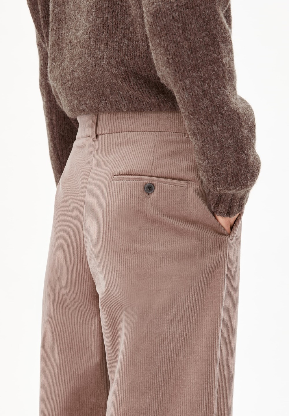 ARMEDANGELS JAALMA CORDUROY Woven Pants made of Organic Cotton Mix Cinnamon Dust | EVSNY0496