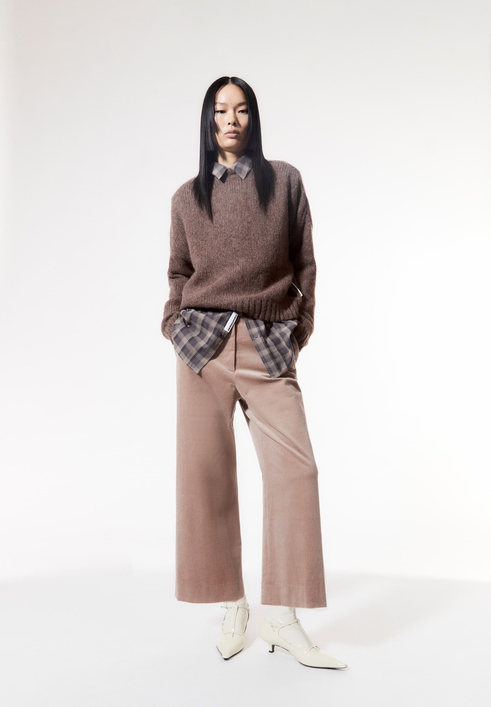 ARMEDANGELS JAALMA CORDUROY Woven Pants made of Organic Cotton Mix Cinnamon Dust | EVSNY0496