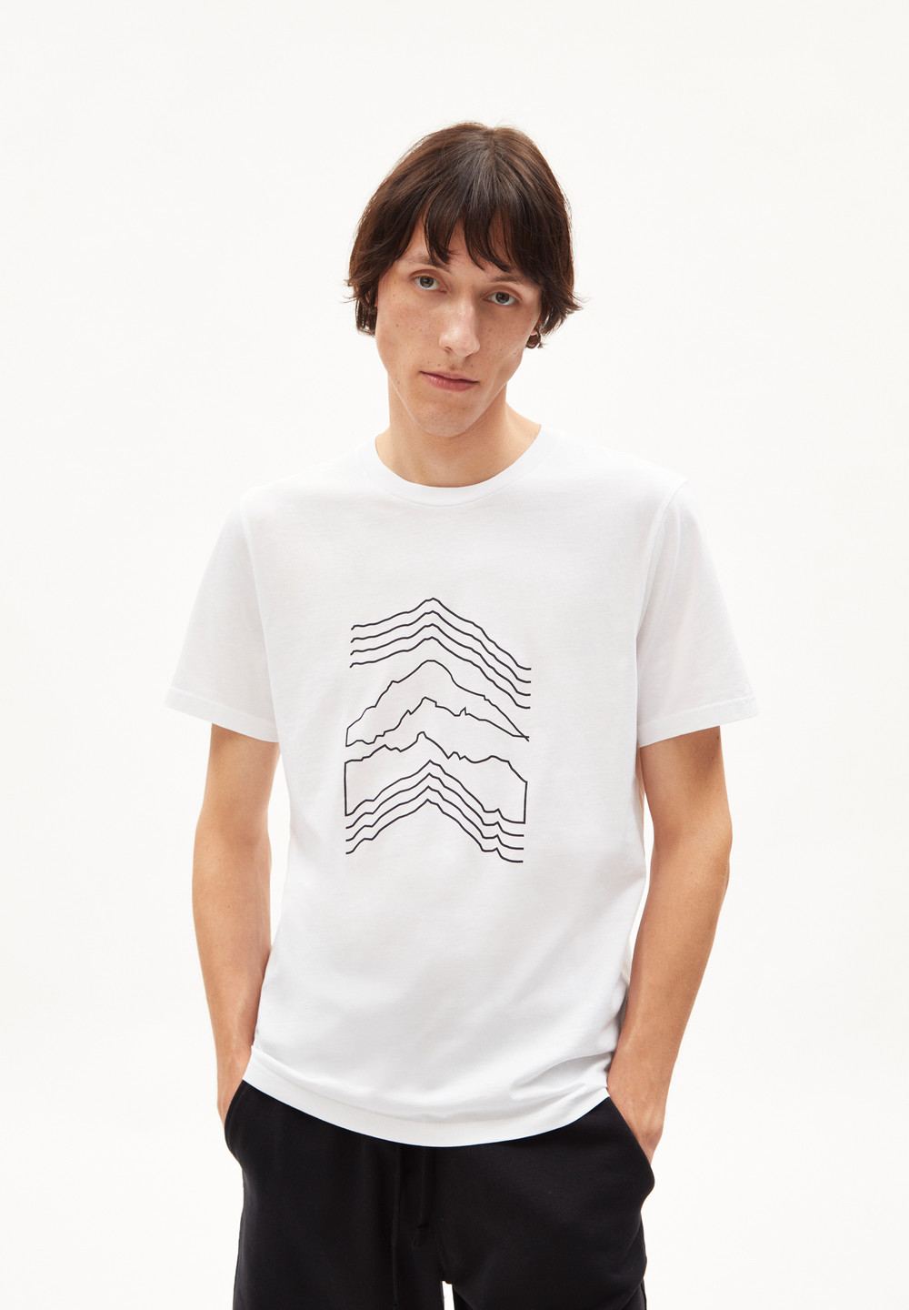 ARMEDANGELS JAAMES MOUNTAIN ICON T-Shirt made of organic cotton Bílé | ESOPX6514