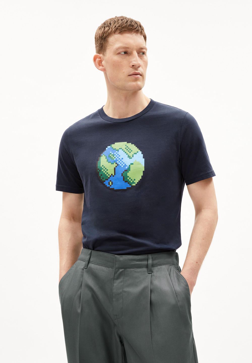 ARMEDANGELS JAAMES PLAANET T-Shirt Regular Fit made of Organic Cotton Night Sky | USLCF3476