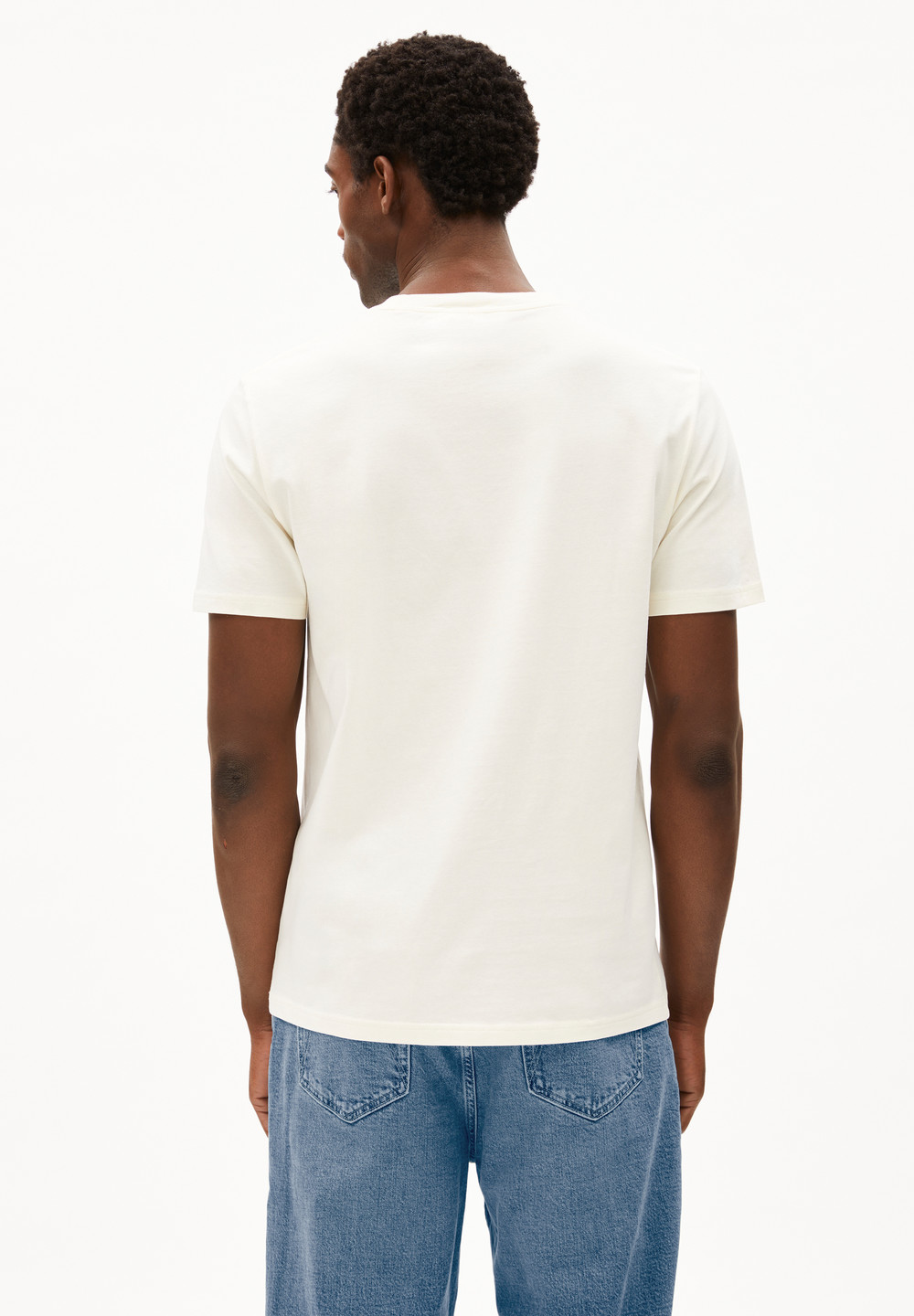 ARMEDANGELS JAAMES T-Shirt Regular Fit made of Organic Cotton Oatmilk | LBKCE2310