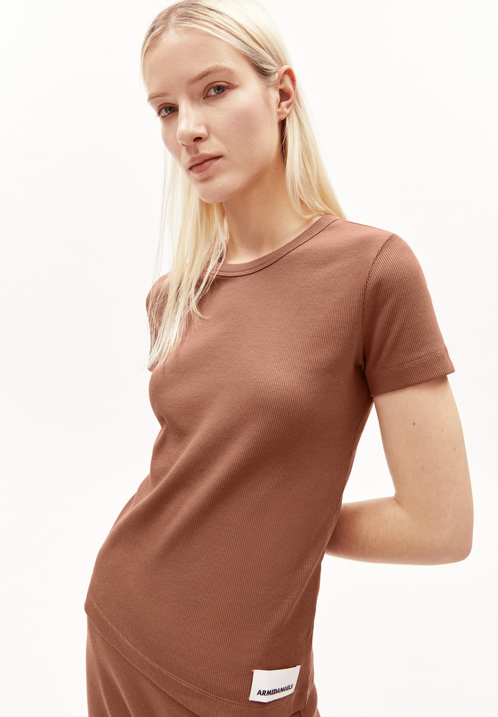 ARMEDANGELS KARDAA Rib-T-Shirt Regular Fit made of Organic Cotton Mix Nutshell | LFQIA2830