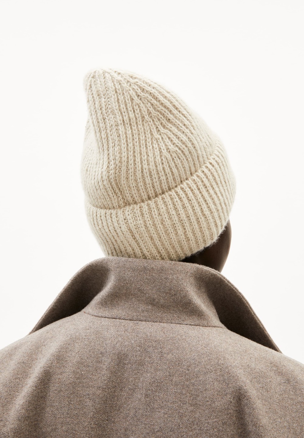 ARMEDANGELS KAYAAS SOFT Beanie made of Merino-Wool Mix Gravel | KUMVF5916