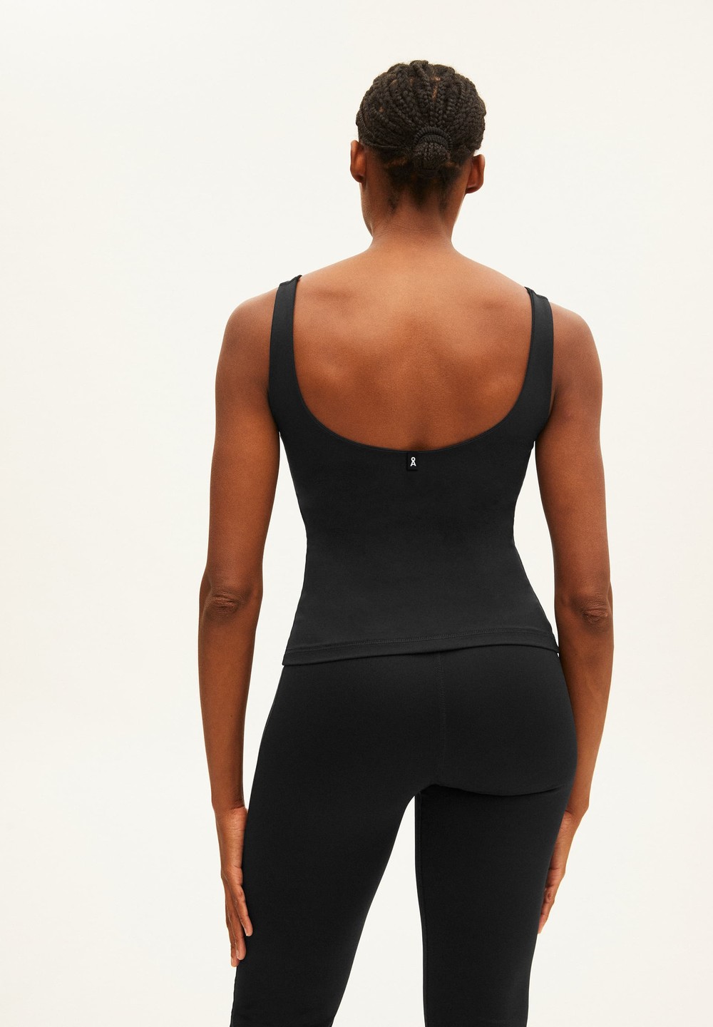 ARMEDANGELS LAALI Activewear Top made of Polyamide Mix (recycled) Černé | YJWNE1865