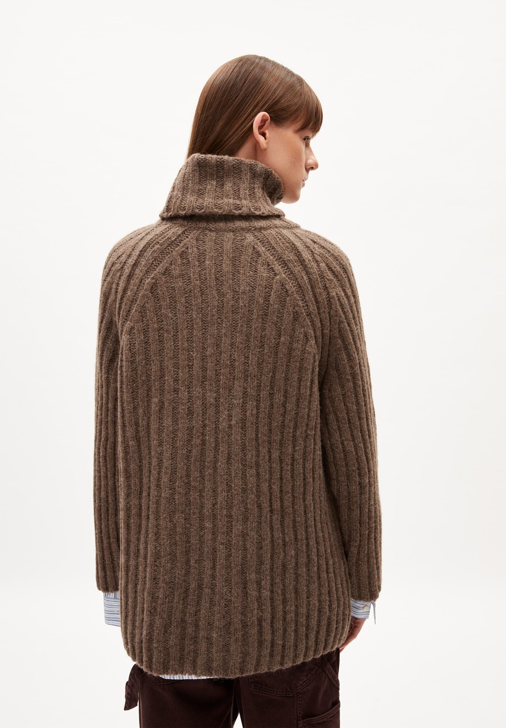 ARMEDANGELS LANESSAA Sweater Loose Fit made of Alpaca Wool Mix Tmavě Hnědé | OABMS7236