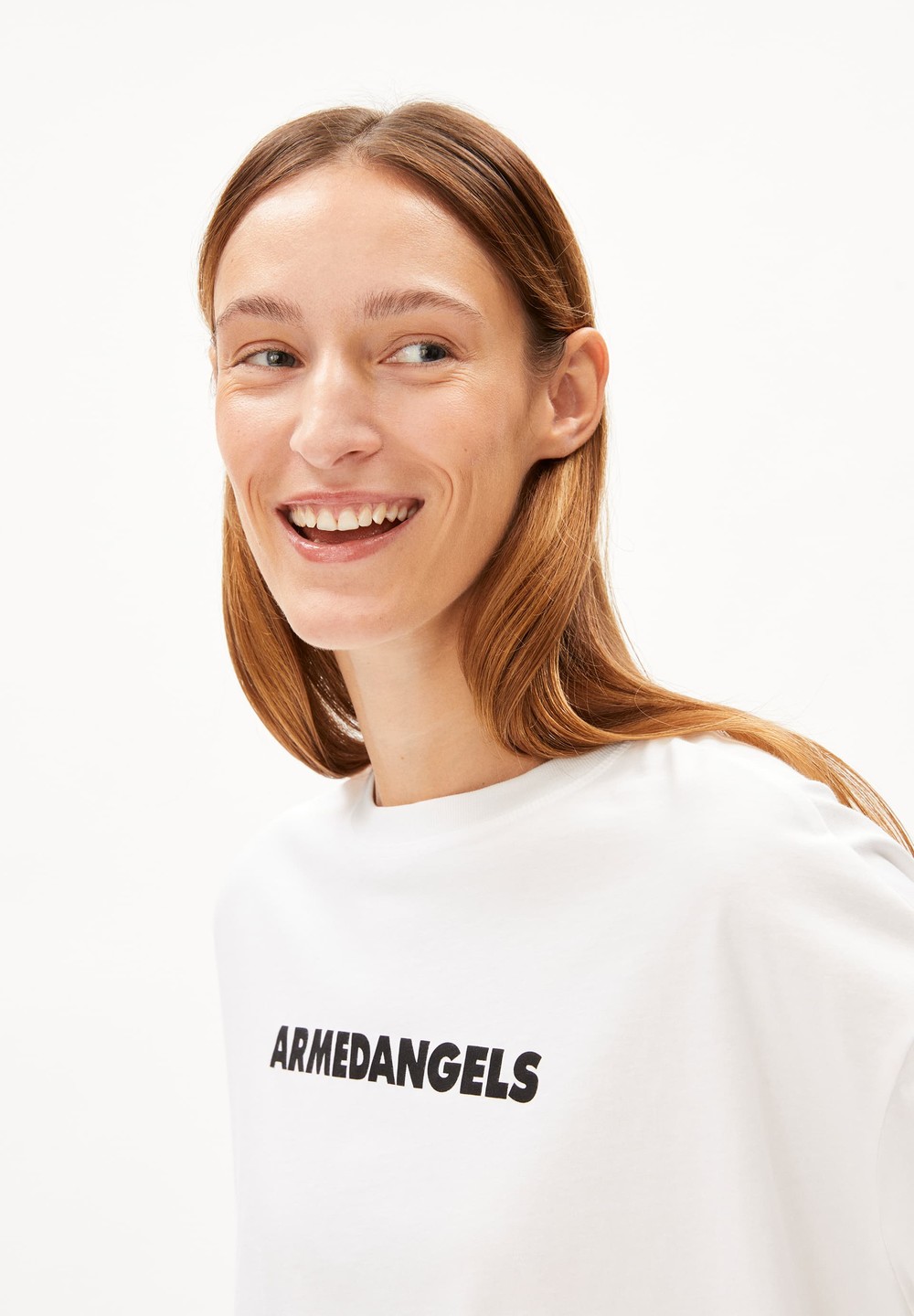 ARMEDANGELS LARIAA ARMEDANGELS T-Shirt Oversized Fit made of Organic Cotton Bílé | WYBSI3517