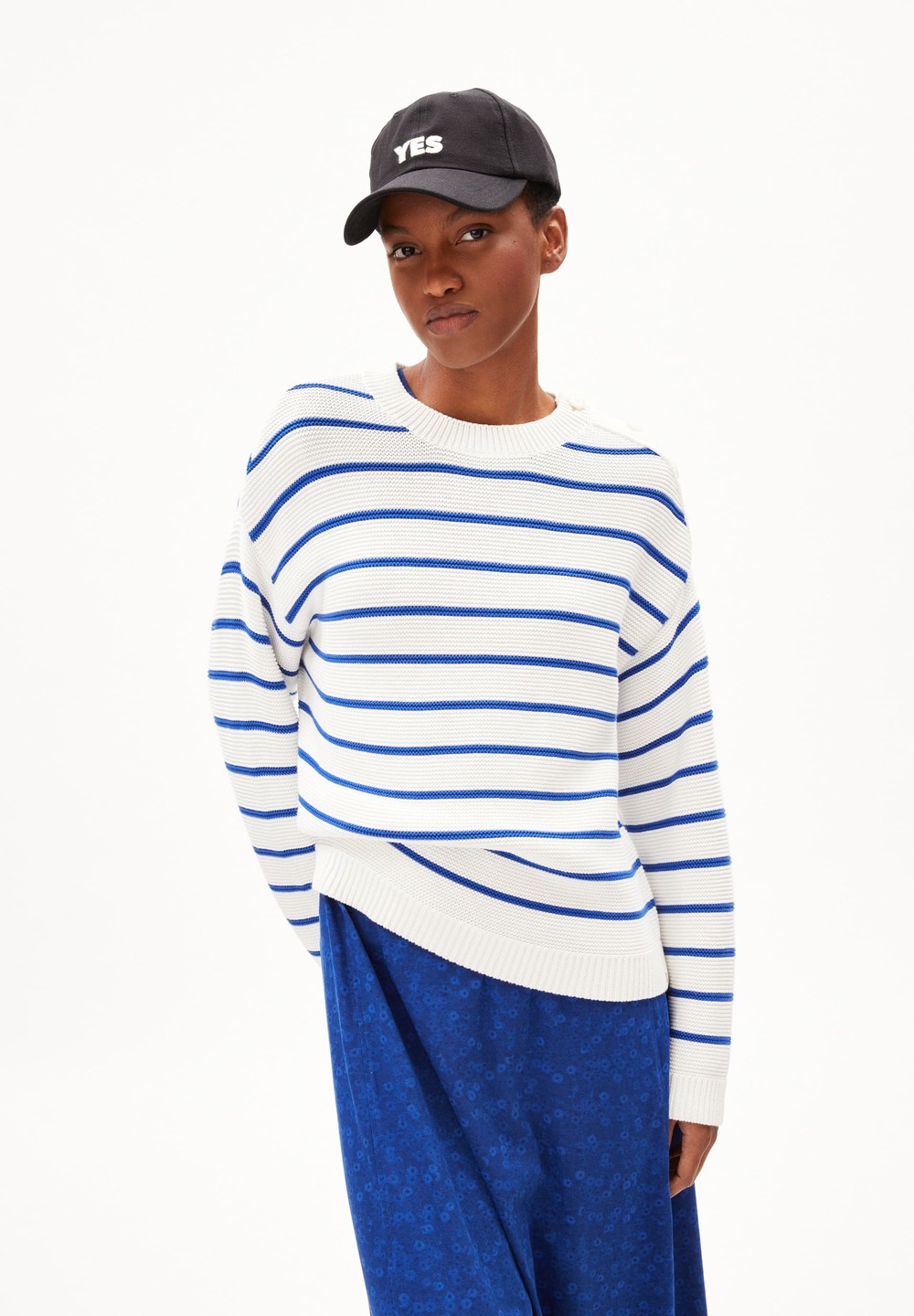 ARMEDANGELS LAVINAAS STRIPED Sweater Loose Fit made of Organic Cotton Blankyt | SNYHC3710