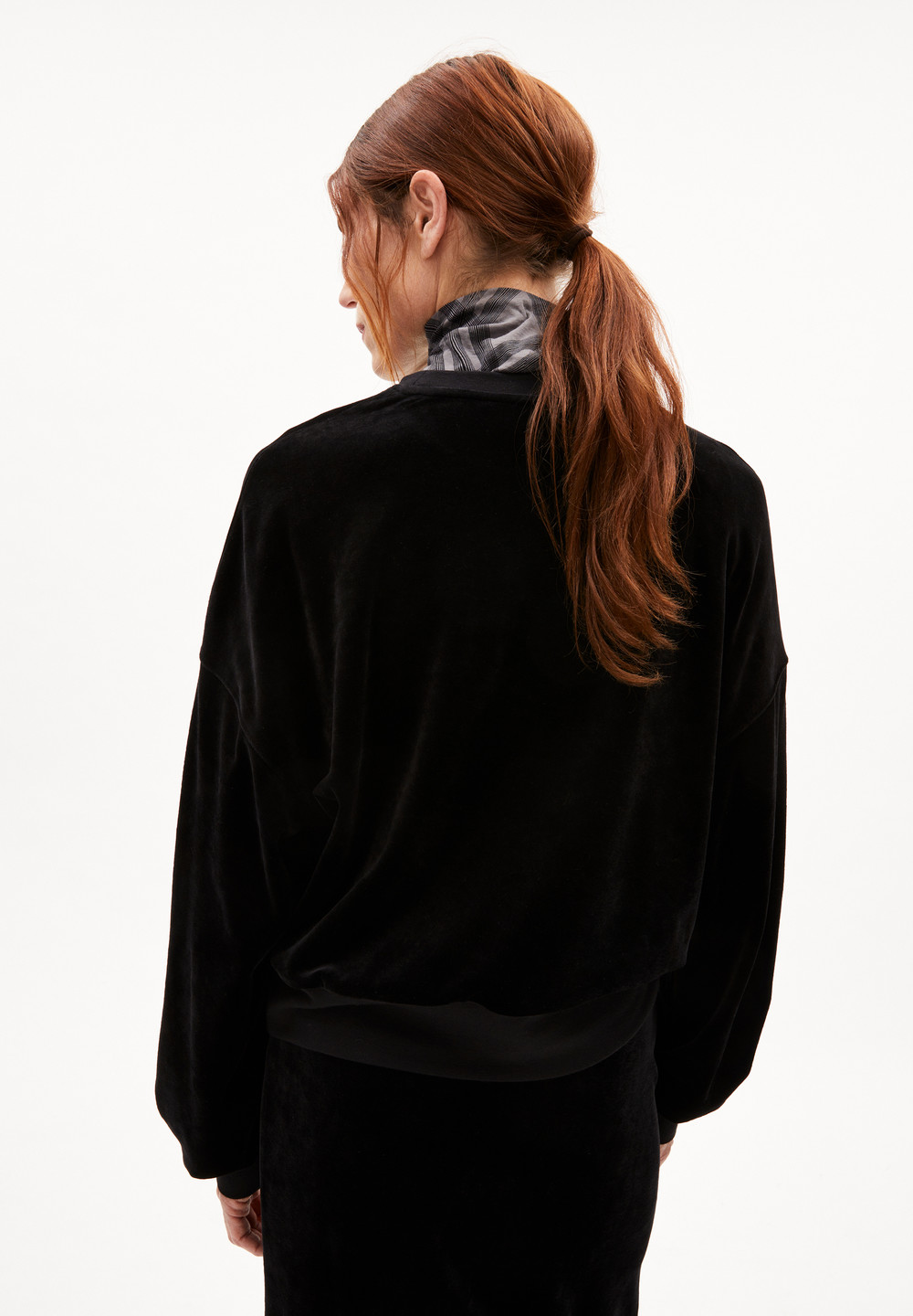 ARMEDANGELS LEDIANAA Sweatshirt Oversized Fit made of TENCEL™ Modal Mix Černé | VJCBR0214