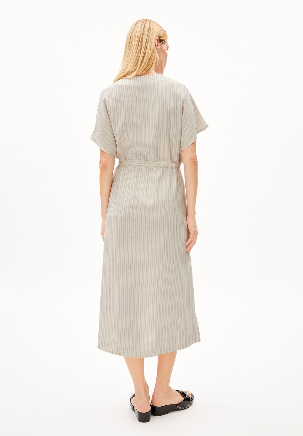 ARMEDANGELS MAAHALIANA LINO STRIPES Woven Dress Relaxed Fit made of Linen-Mix Oatmilk-light Matcha | EUDRN6259