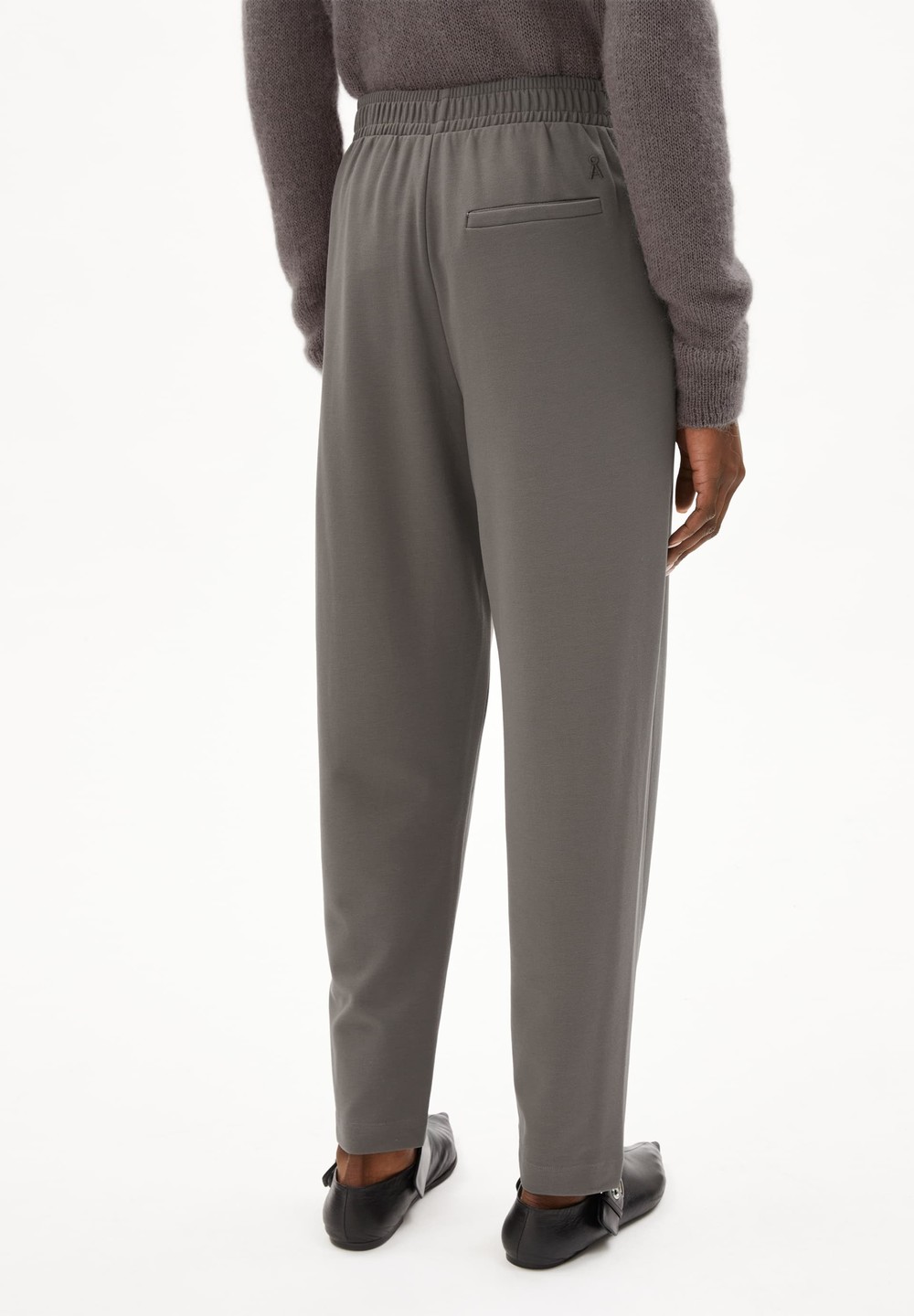 ARMEDANGELS MAGDAALENA Jersey Pants made of LENZING™ ECOVERO™ Mix Iron Cast | EQXGZ8675