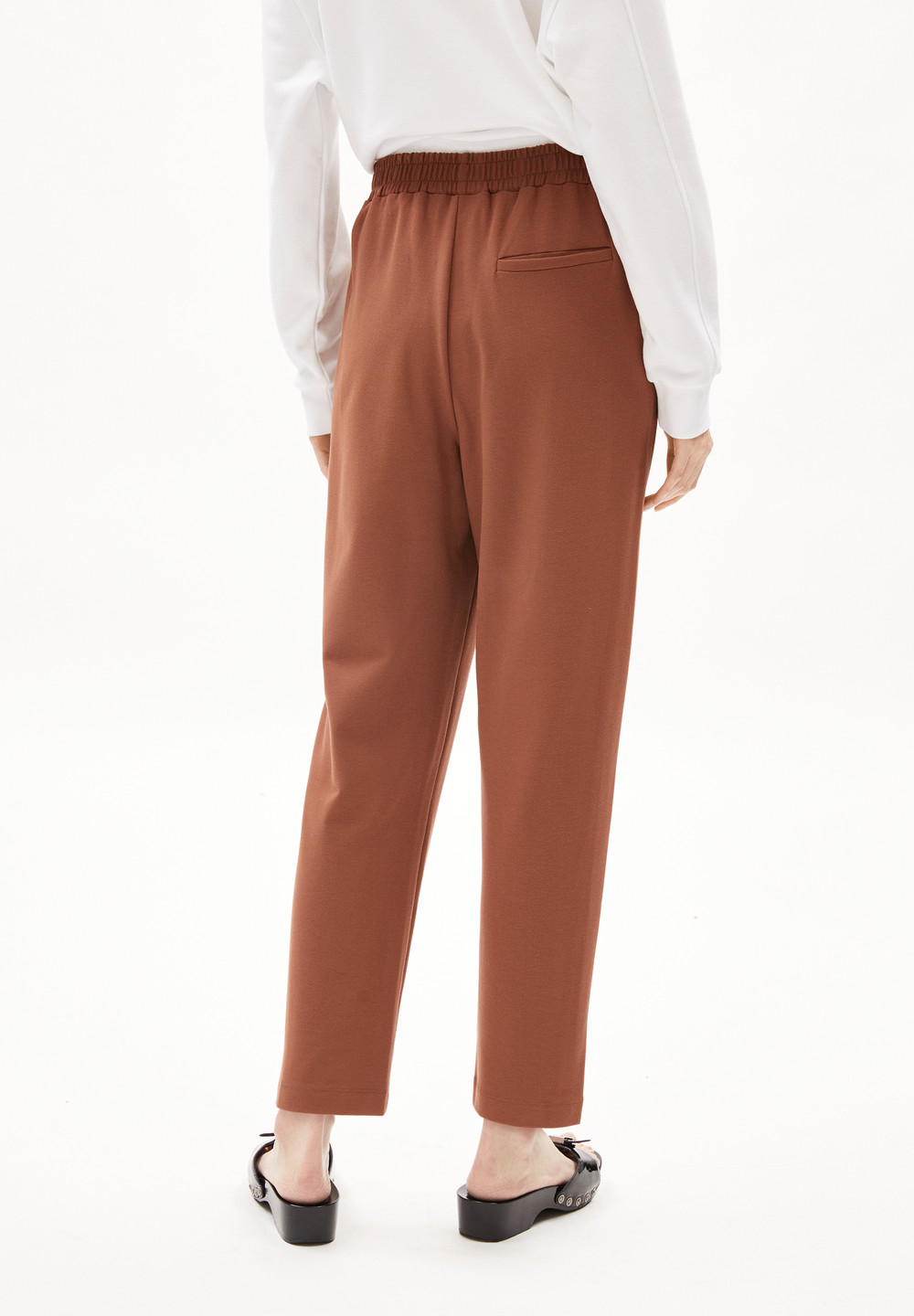 ARMEDANGELS MAGDAALENA Jersey Pants made of LENZING™ ECOVERO™ Mix Nutshell | GVELU2596