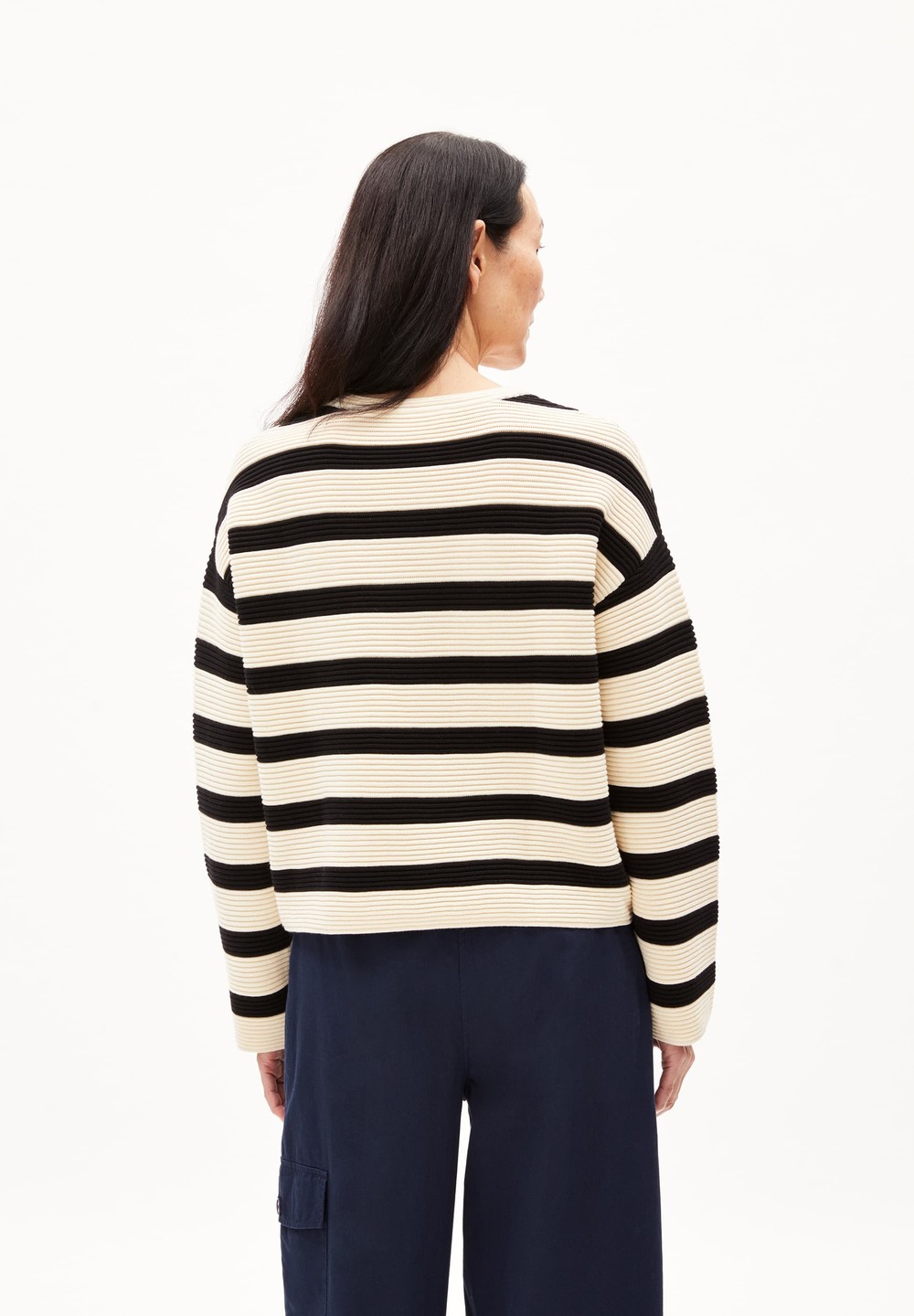 ARMEDANGELS MERINAA STRIPED Sweater Loose Fit made of Organic Cotton Oatmilk-black | FVXPH3961