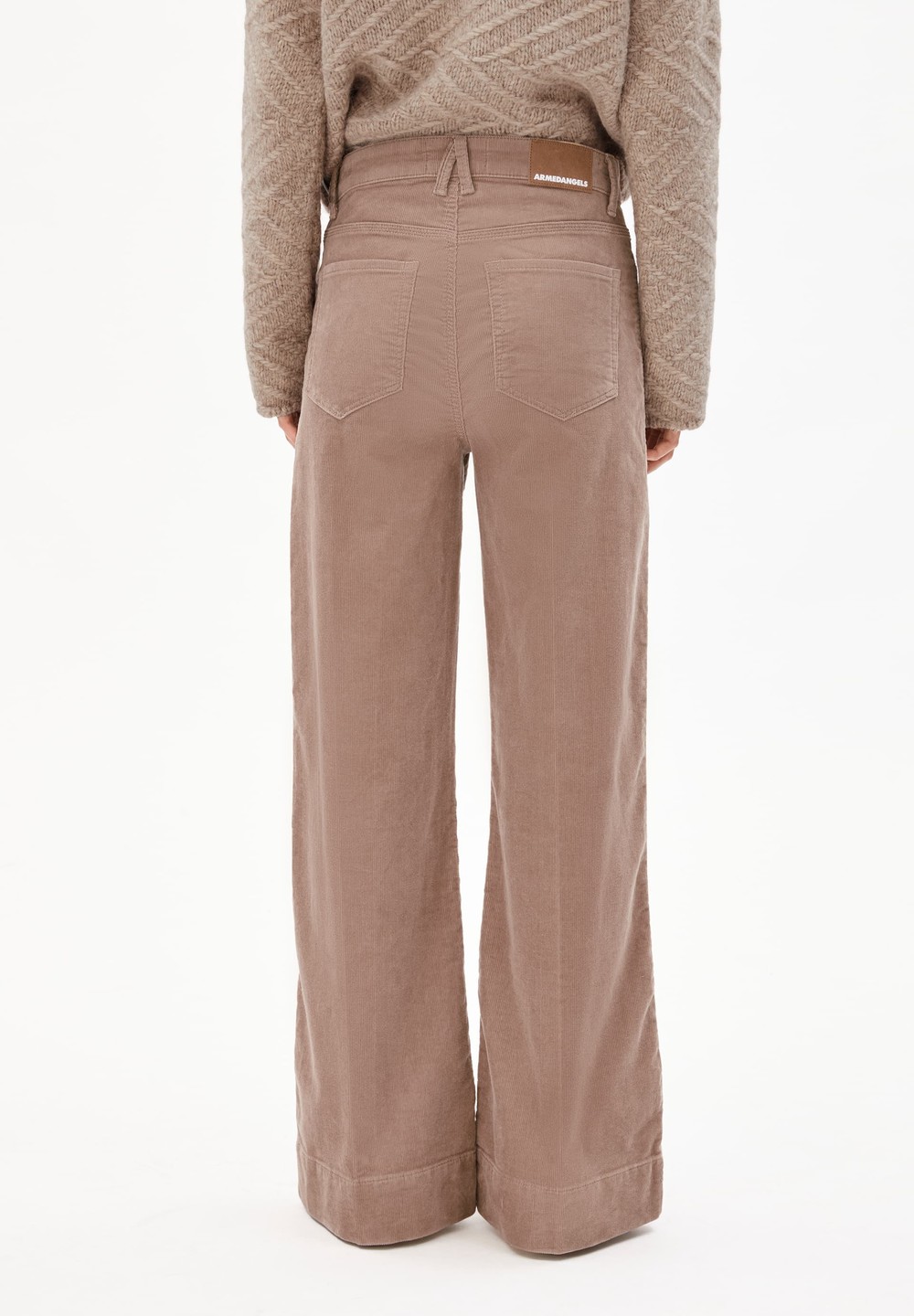 ARMEDANGELS MURLIAA CORDUROY Woven Pants made of Organic Cotton Mix Cinnamon Dust | FHKJB3057