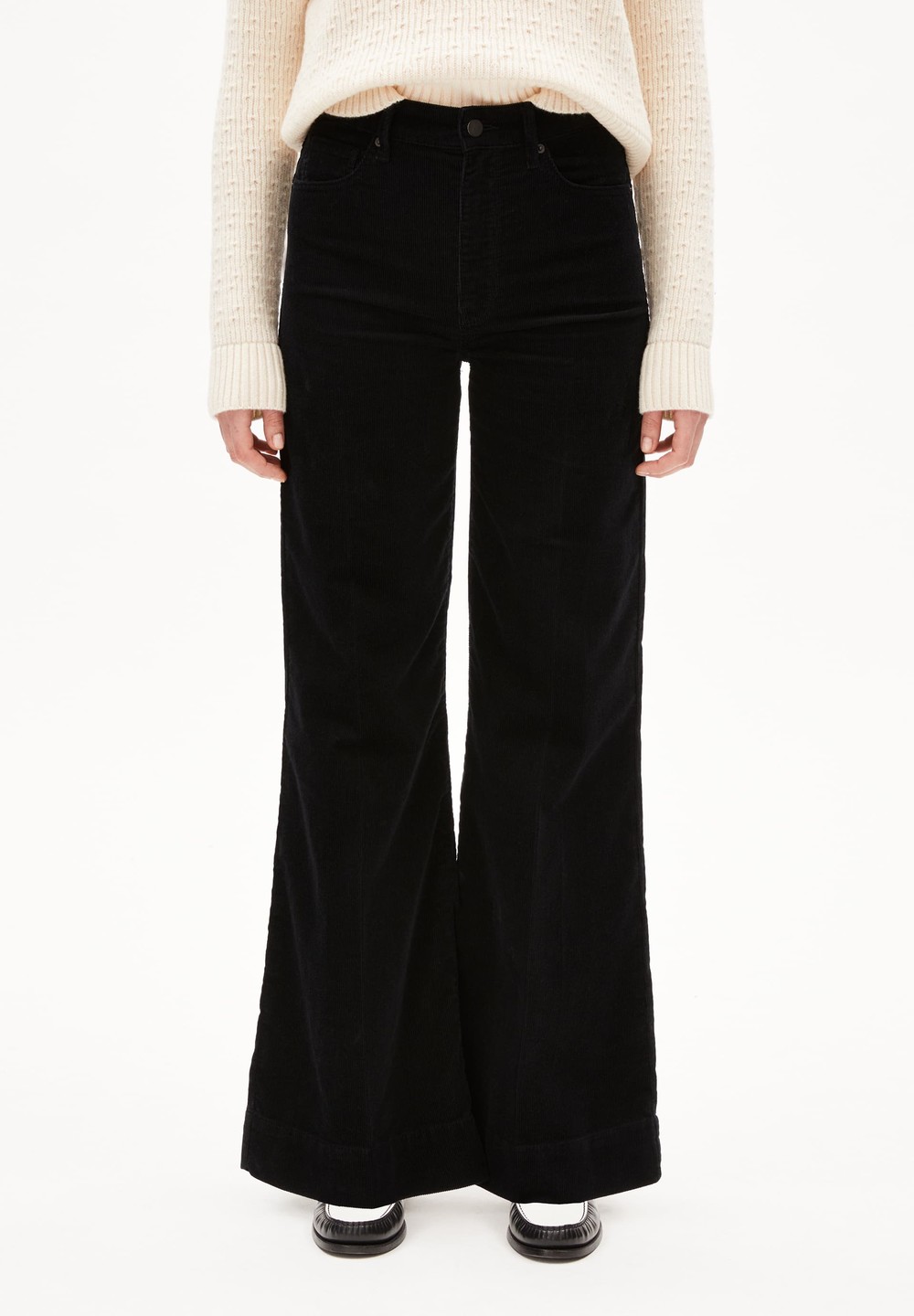 ARMEDANGELS MURLIAA CORDUROY Woven Pants made of Organic Cotton Mix Černé | MKCUG3196