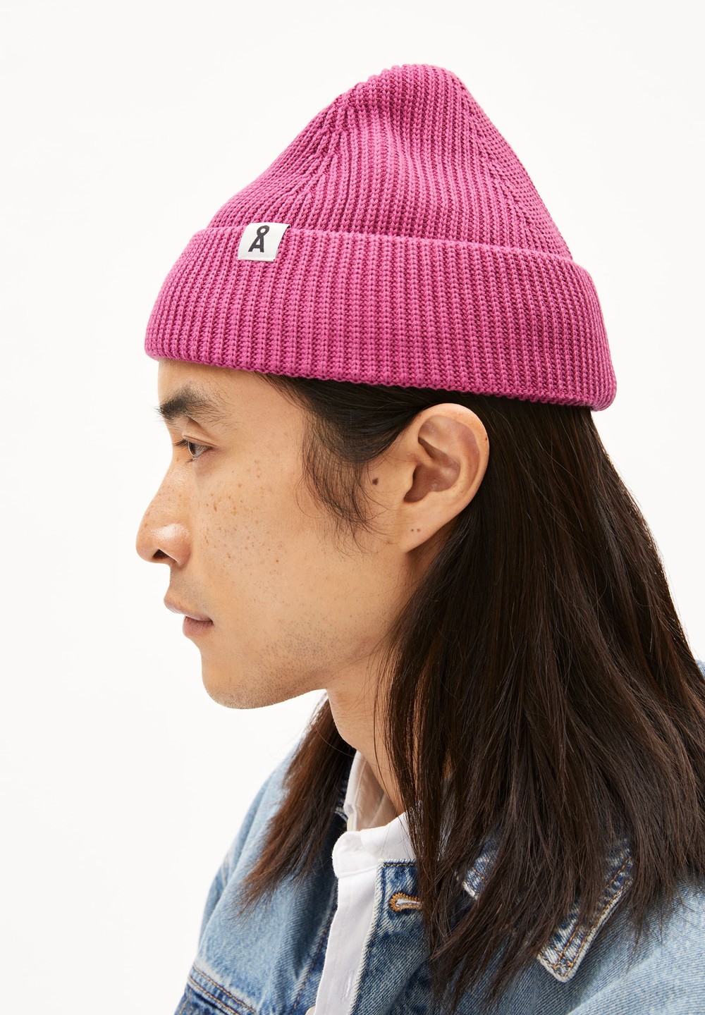 ARMEDANGELS NILDAAO COTTON Beanie made of Organic Cotton Crushed Berry | AIUJR2416