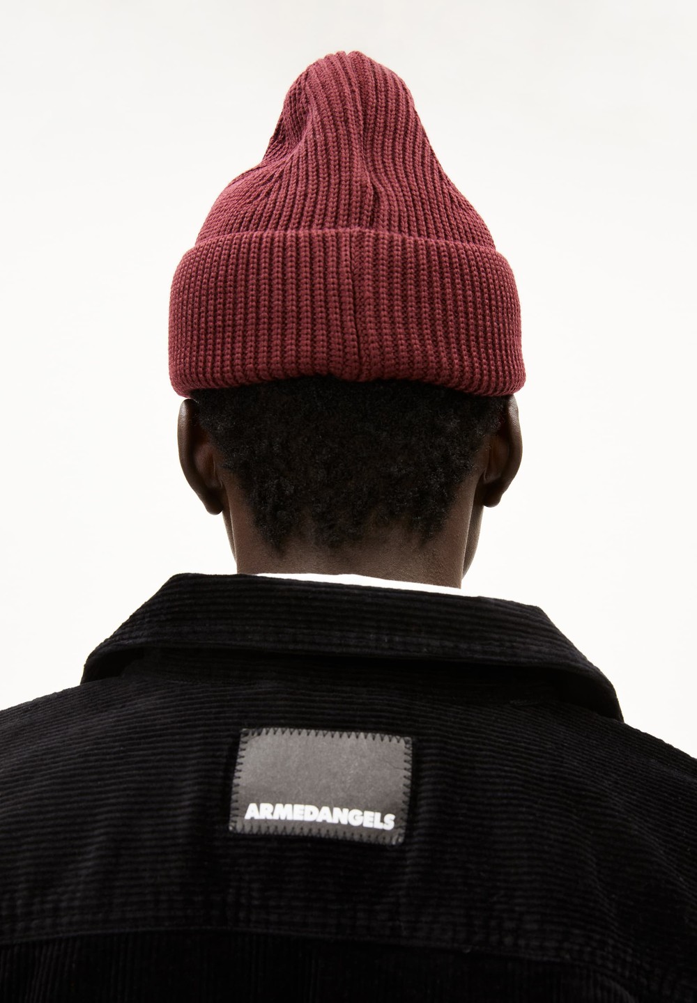 ARMEDANGELS NILDAAO ICONIC Beanie made of Organic Cotton Cranberry Juice | QSIGD6219