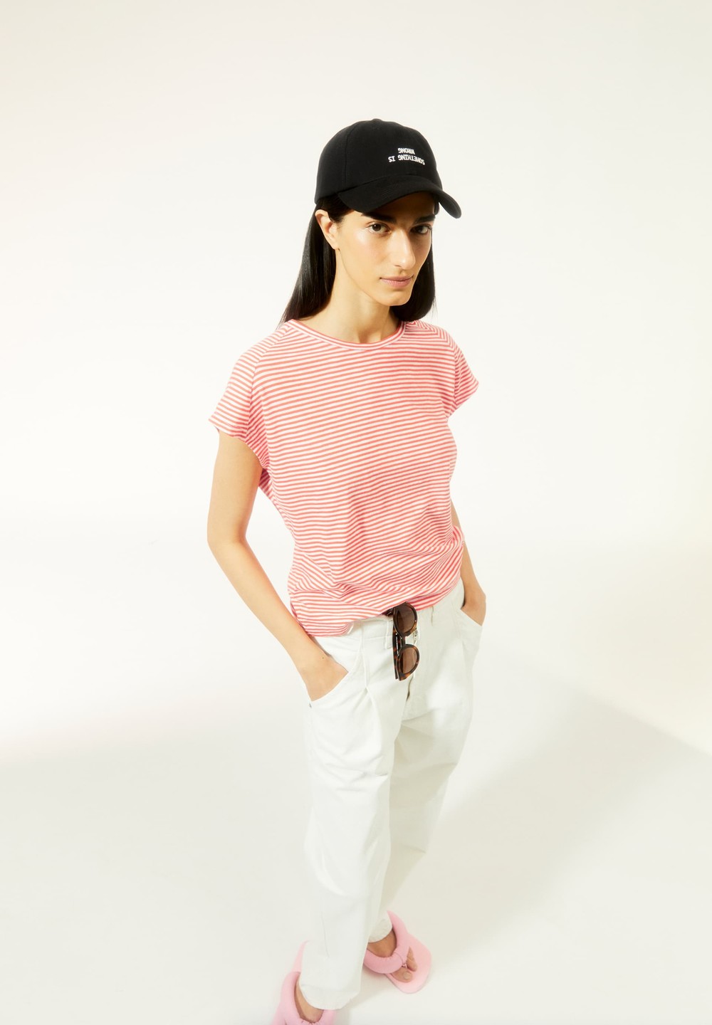 ARMEDANGELS ONELIAA LOVELY STRIPES T-Shirt Loose Fit made of Organic Cotton Poppy Red-oatmilk | VHEKJ0139