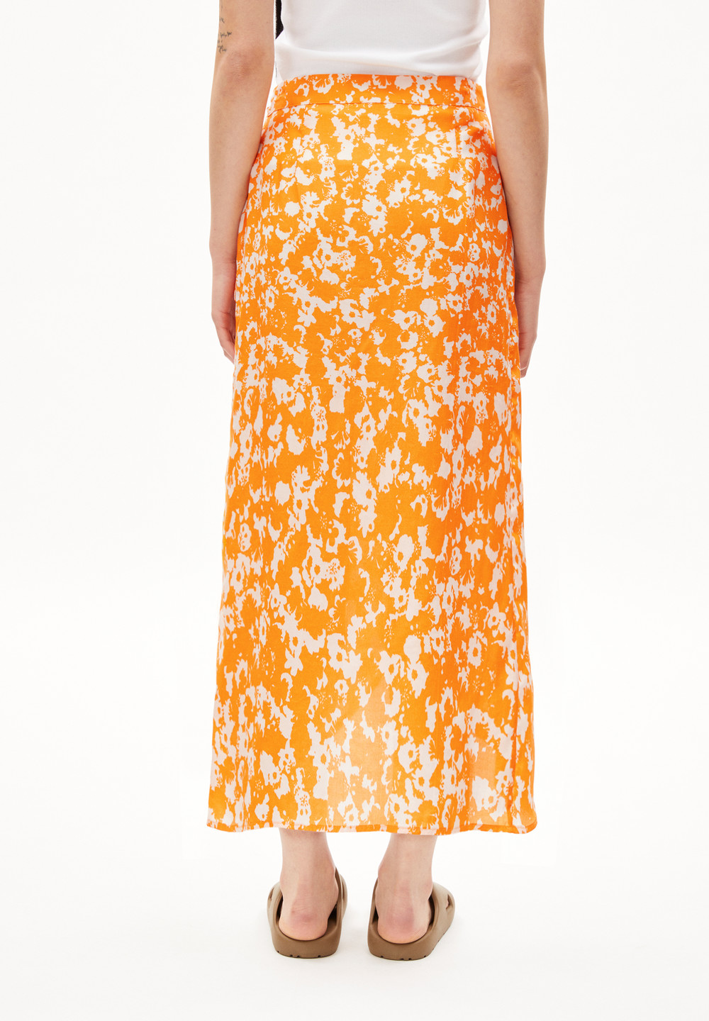 ARMEDANGELS SAALANJA MANGORANGE Woven Skirt Regular Fit made of TENCEL™ Lyocell Mangorange | CNFRQ2180