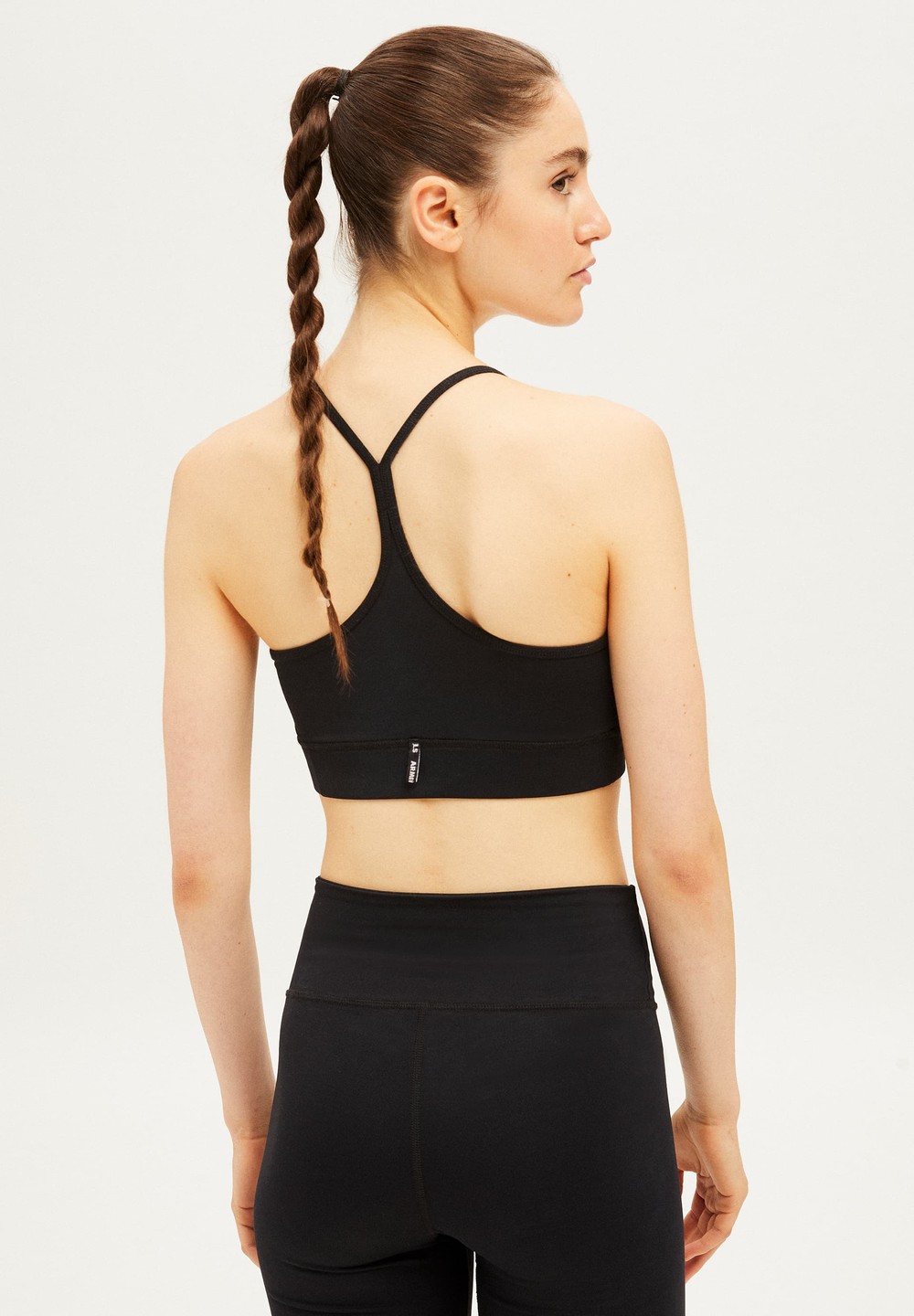 ARMEDANGELS SAATYA Activewear Bra made of Polyamide Mix (recycled) Černé | OFKED4897