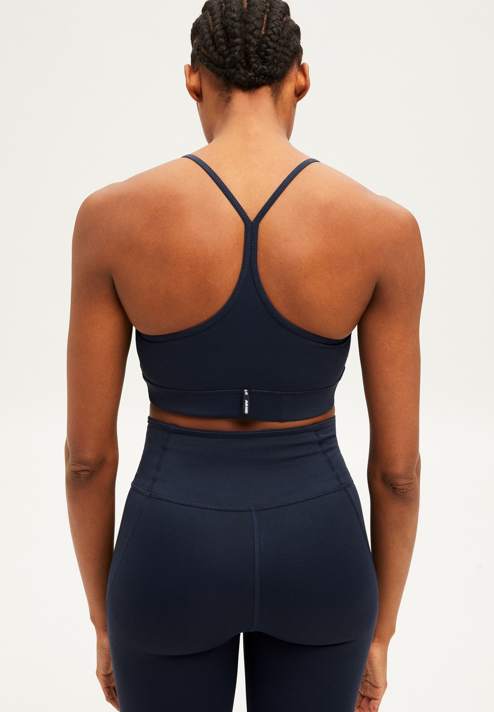 ARMEDANGELS SAATYA Activewear Bra made of Polyamide Mix (recycled) Indigo | AFIUZ4189