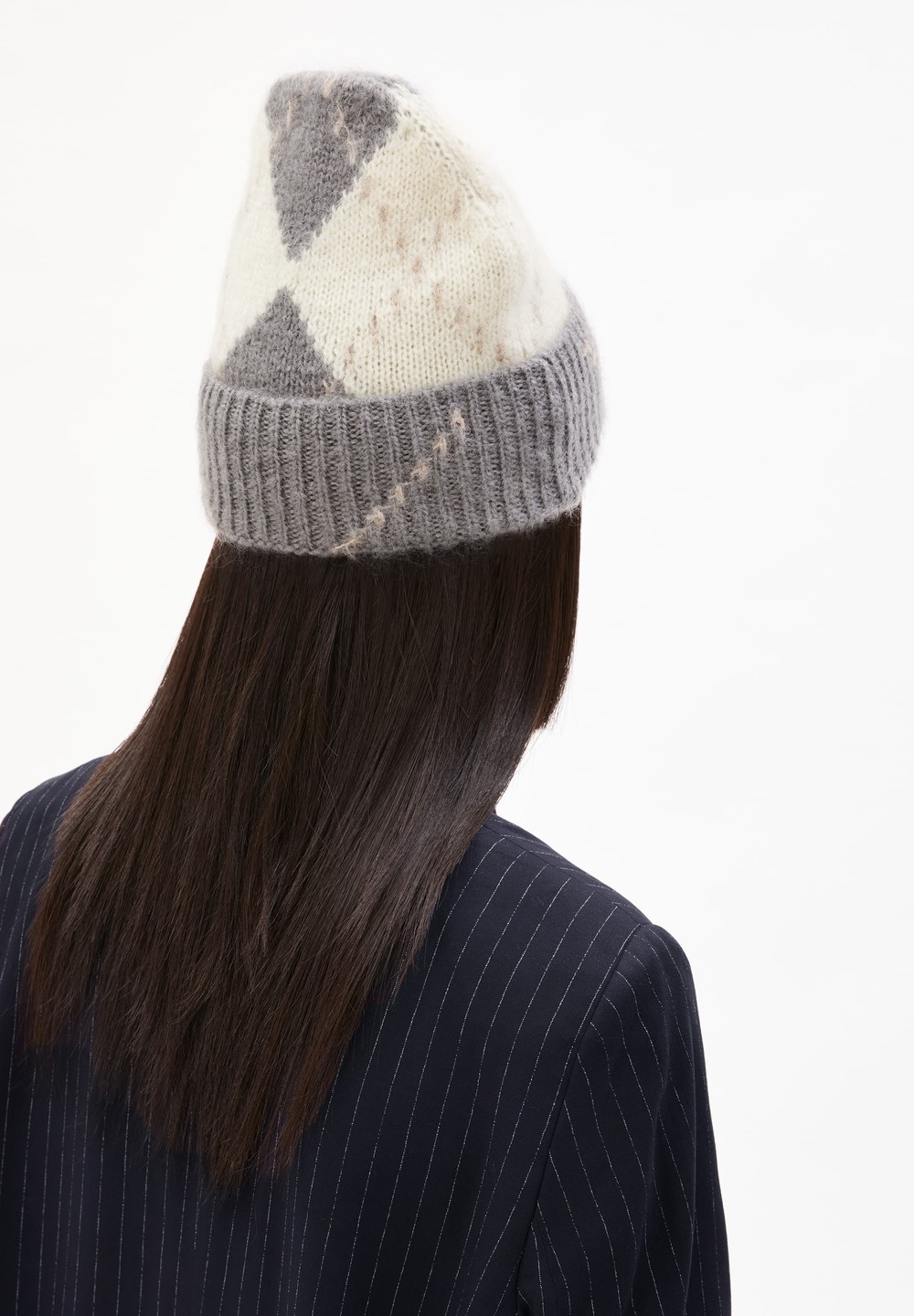 ARMEDANGELS SNOWAA ARGYLE Beanie made of Mohair Wool Mix Iron Cast-oatmilk | KQGAH2309