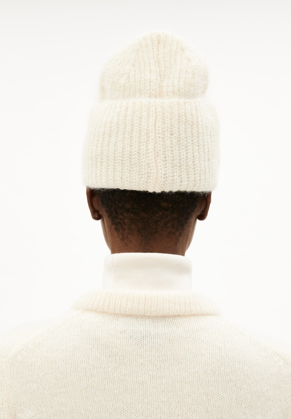 ARMEDANGELS SNOWAA Beanie made of Mohair Wool Mix Oatmilk | UHZBW6312