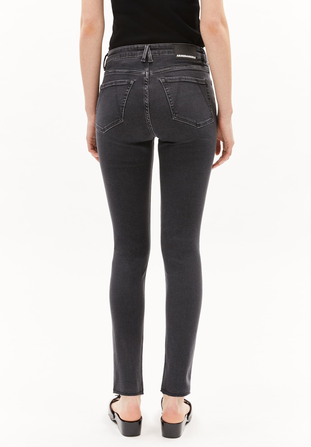 ARMEDANGELS TILLAA X RÅ HEM Skinny Leg Mid Waist made of Organic Cotton Mix Světle Černé | MHEYB8372