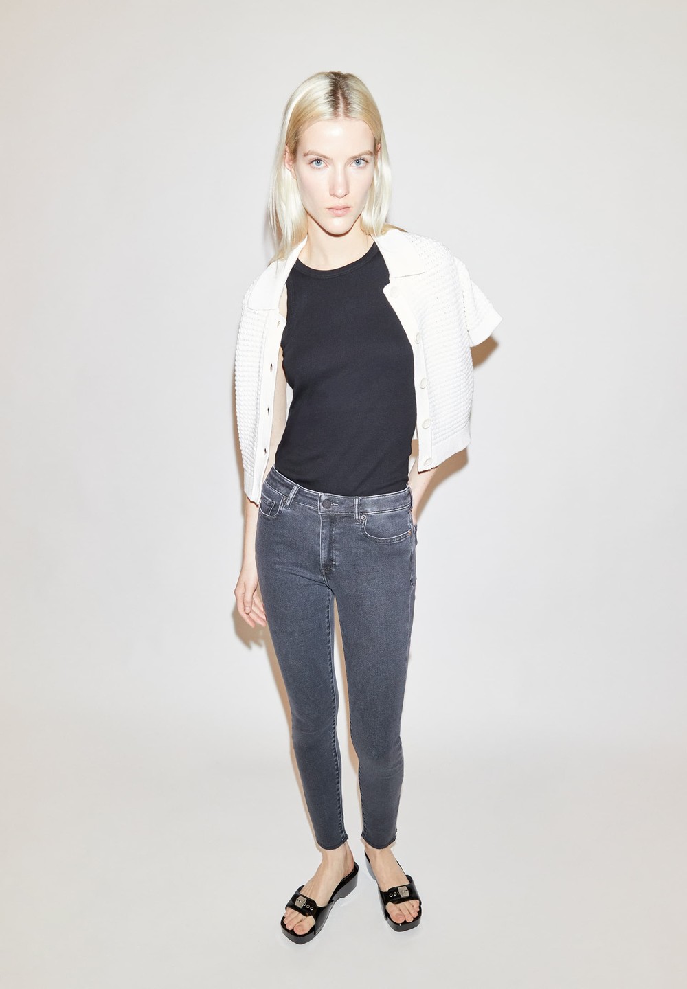 ARMEDANGELS TILLAA X RÅ HEM Skinny Leg Mid Waist made of Organic Cotton Mix Světle Černé | MHEYB8372