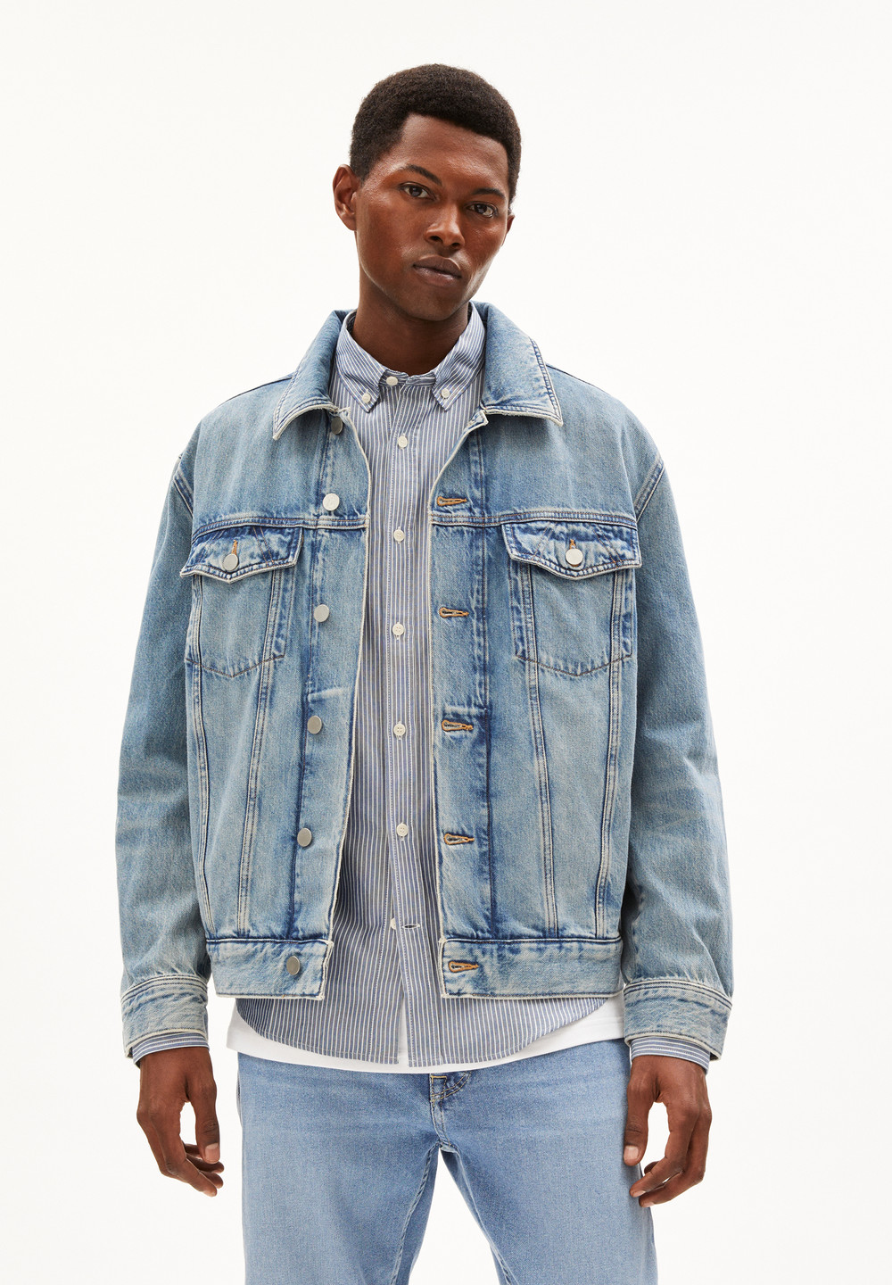 ARMEDANGELS TRAAKA Denim Jacket Oversized Fit made of Organic Cotton Mix Blankyt | WEHUC8620