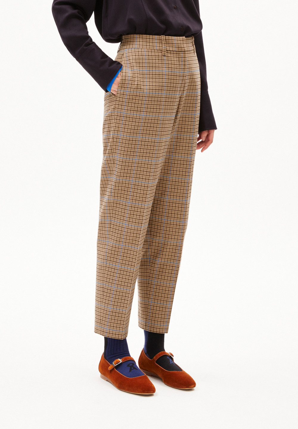 ARMEDANGELS WARMAAR PATTERN Woven Pants made of Organic Cotton Mix Dry Bark | BGUZH0419