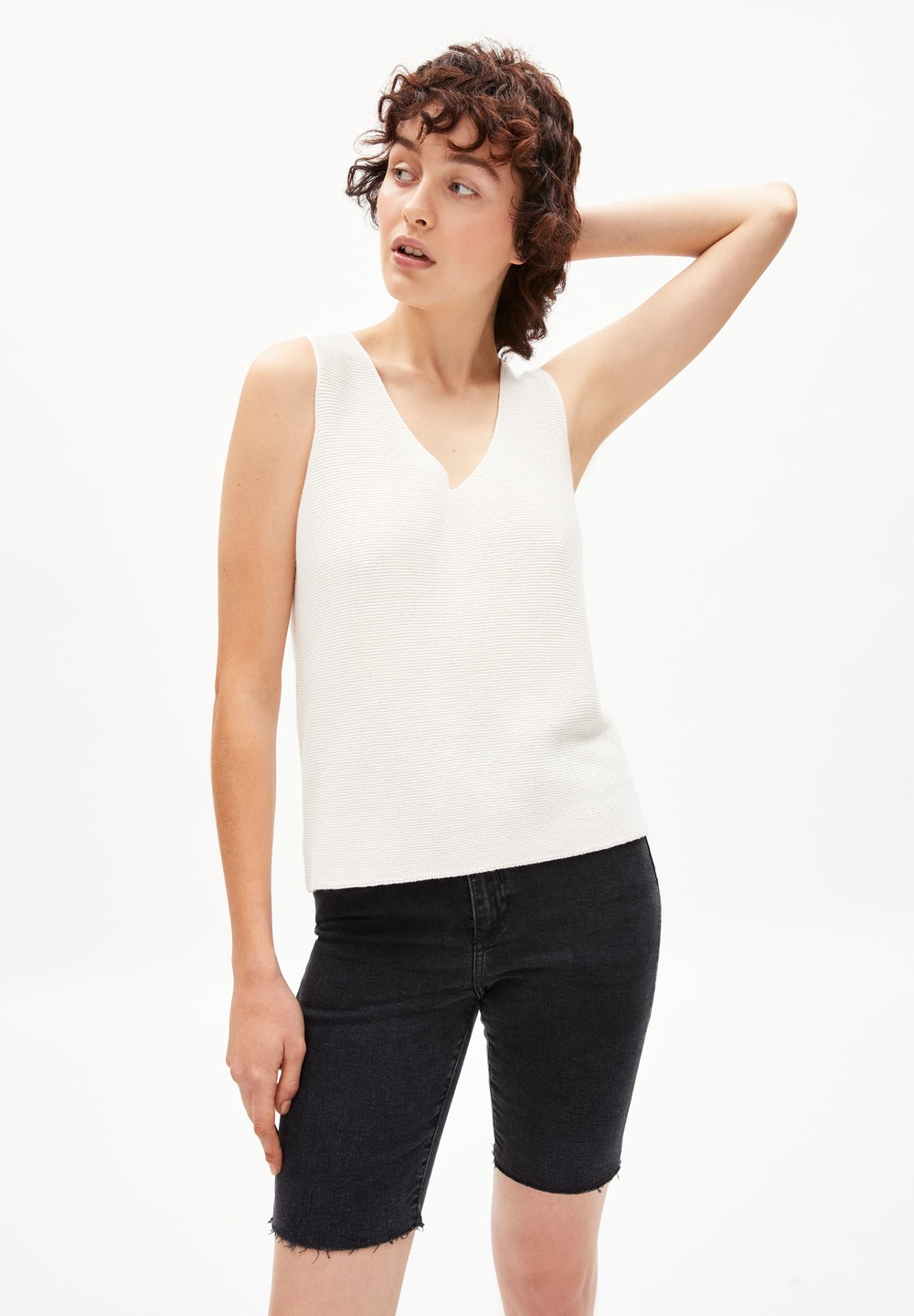 ARMEDANGELS WILMAA Knit Top Regular Fit of Organic Cotton Offwhite | SPCIQ2913